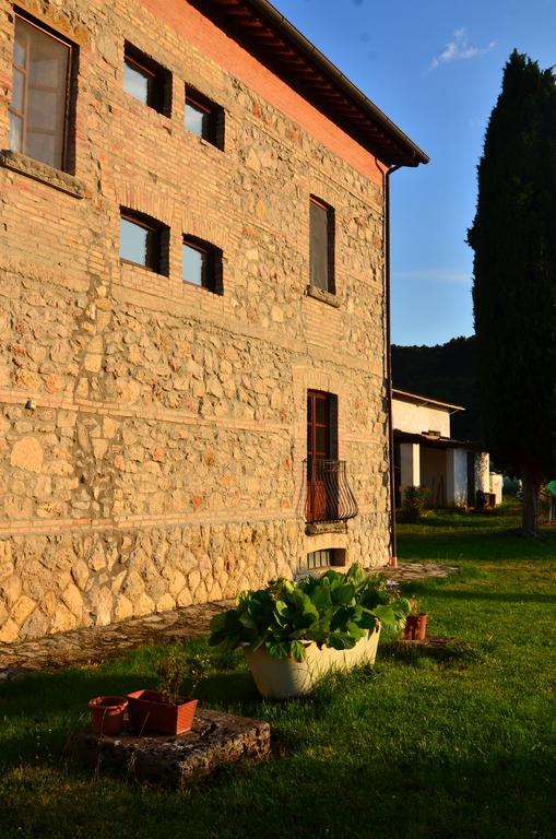 Agriturismo Terre Di Musignano Canino Luaran gambar