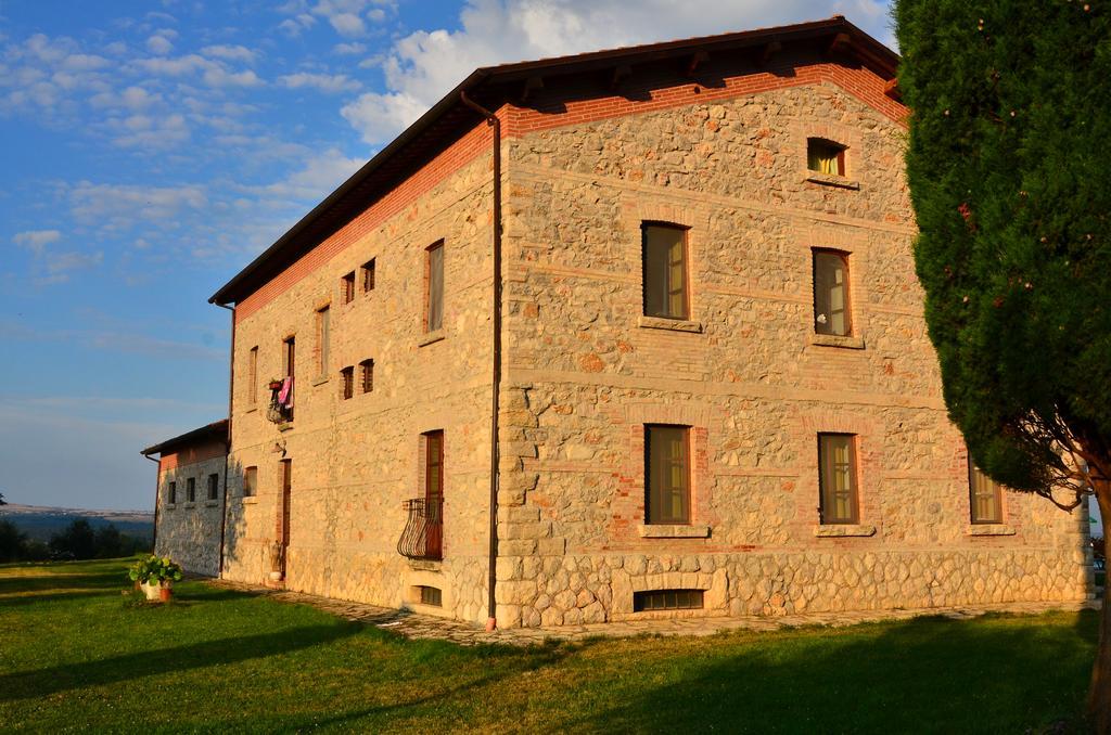 Agriturismo Terre Di Musignano Canino Luaran gambar