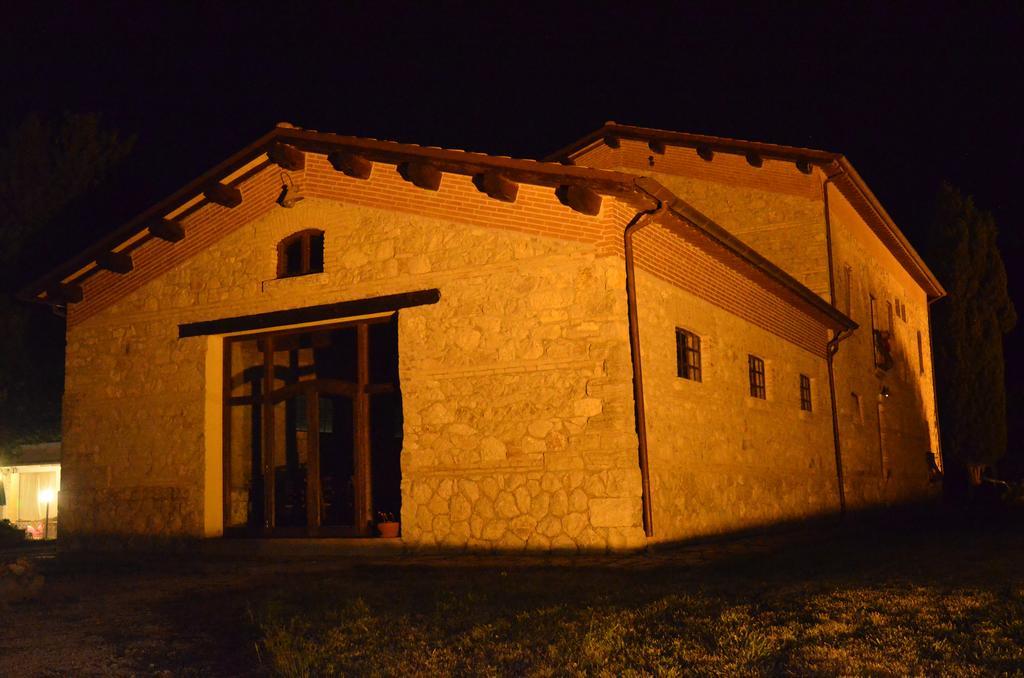 Agriturismo Terre Di Musignano Canino Luaran gambar